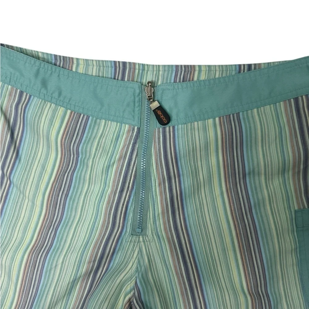 oobe Striped Teal Women's Shorts Size Medium
